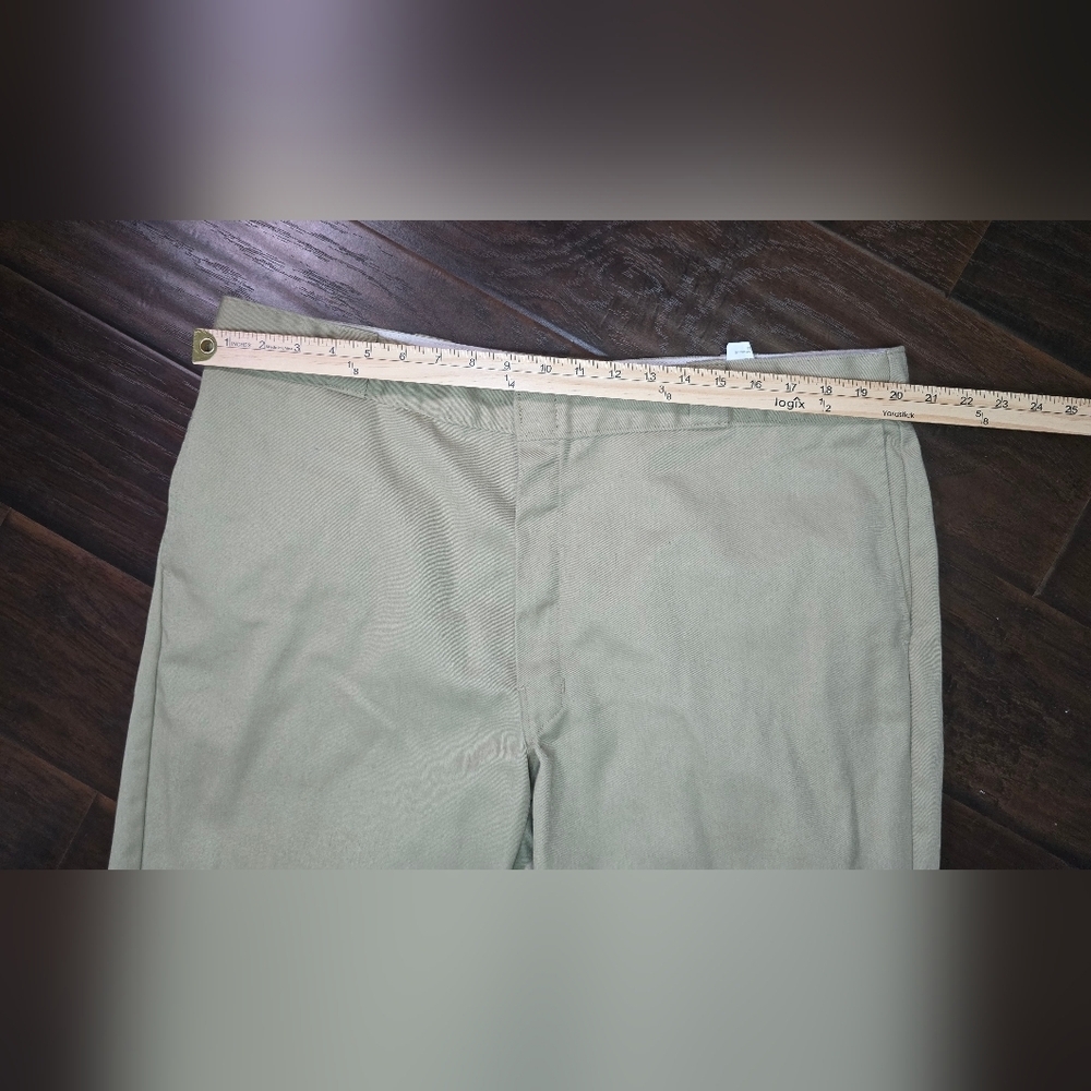 Dickies Mens 874 Original Fit Khaki 42x32 Pants - Picture 4 of 9